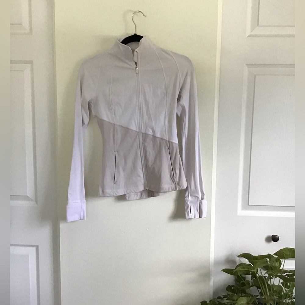Lululemon zip up jacket - US 4